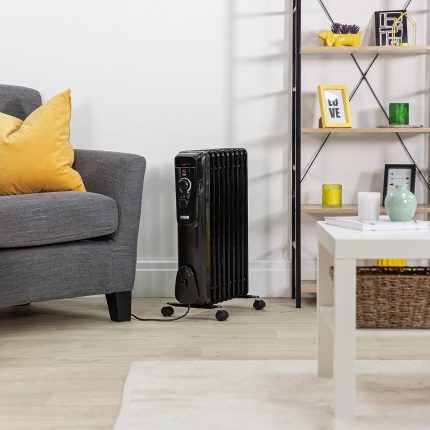 Zanussi 2000W/2KW Oil Filled Radiator, 9 Fin Portable Electric Heater – Black, Adjustable Thermostat with 3 Heat Settings, Safety Cut-off, 20 m sq Room Size, ZOFR5003B, 2 Year Guarantee, Made in ITALY.