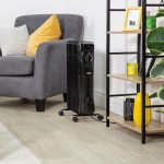 Zanussi 2000W/2KW Oil Filled Radiator, 9 Fin Portable Electric Heater – Black, Adjustable Thermostat with 3 Heat Settings, Safety Cut-off, 20 m sq Room Size, ZOFR5003B, 2 Year Guarantee, Made in ITALY.